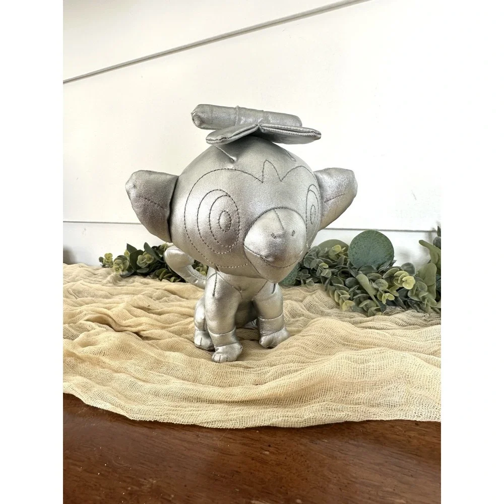 Pokemon‎ 25 Year Anniversary Celebration - Silver Grookey 8